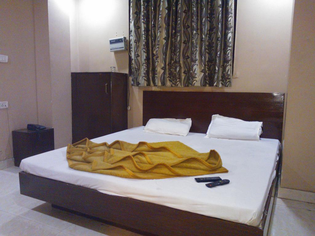 Hotel Hridey Inn New Delhi Exterior foto