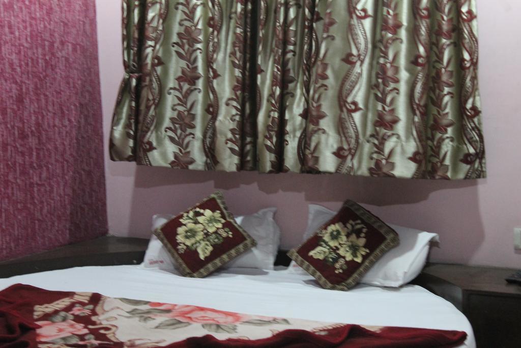 Hotel Hridey Inn New Delhi Exterior foto