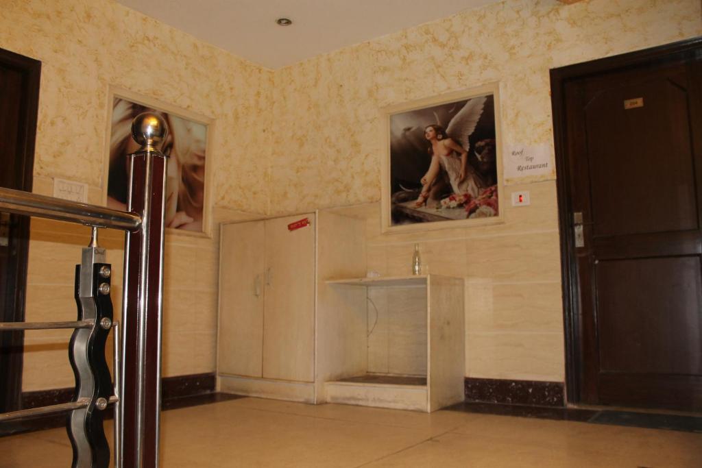 Hotel Hridey Inn New Delhi Exterior foto