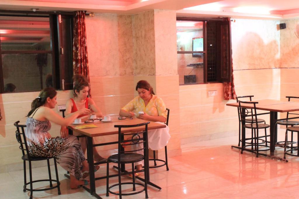 Hotel Hridey Inn New Delhi Exterior foto